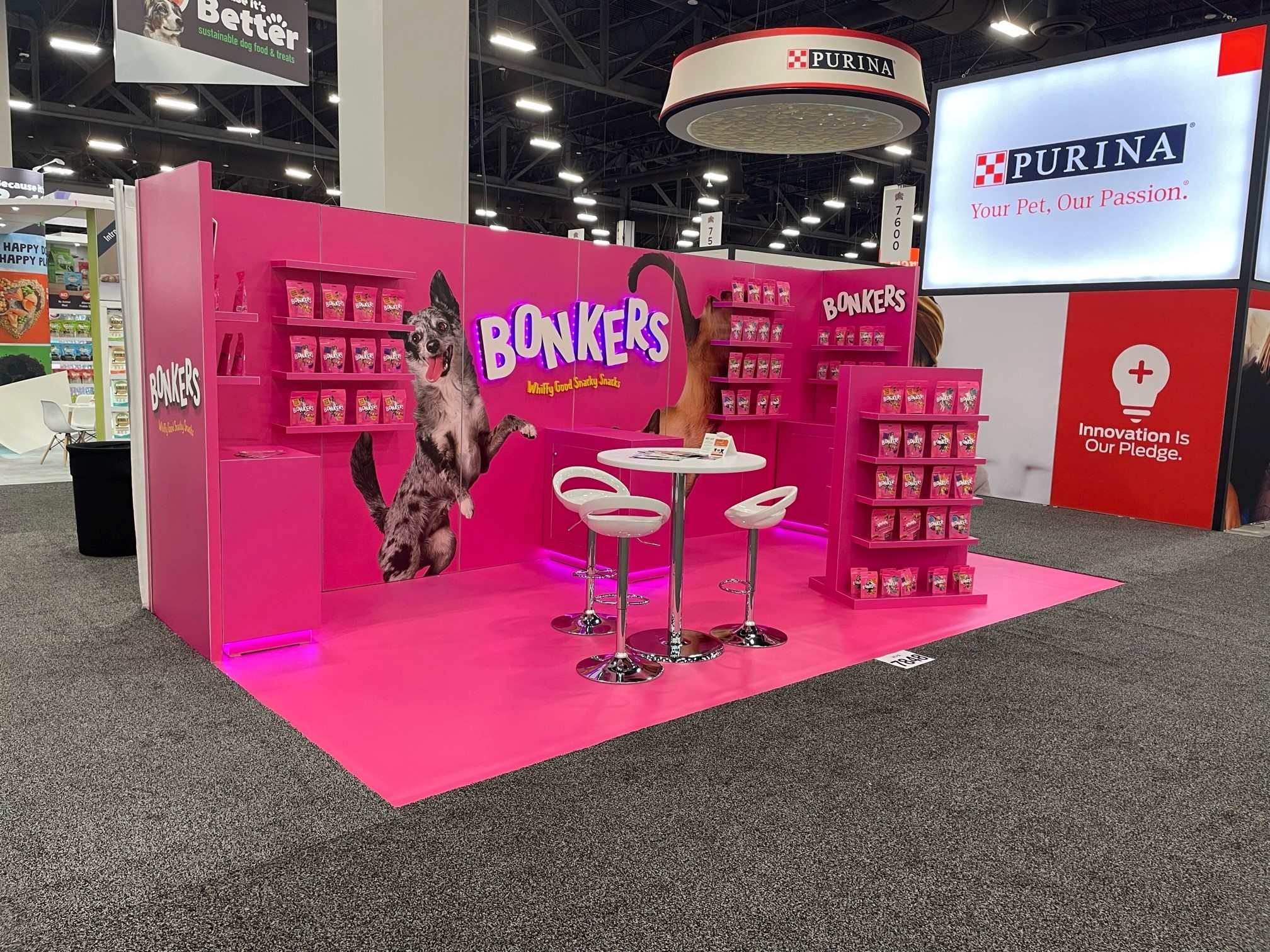 Nood Pet Food Custom Exhibits